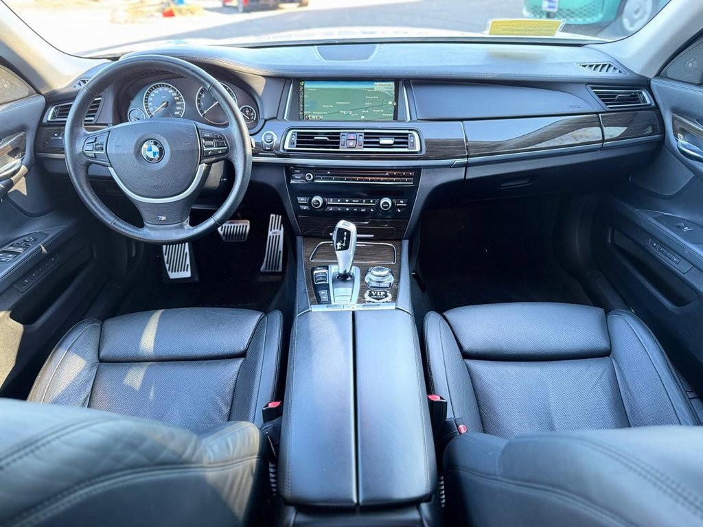 Used 2013 BMW 740Li xDrive image 12