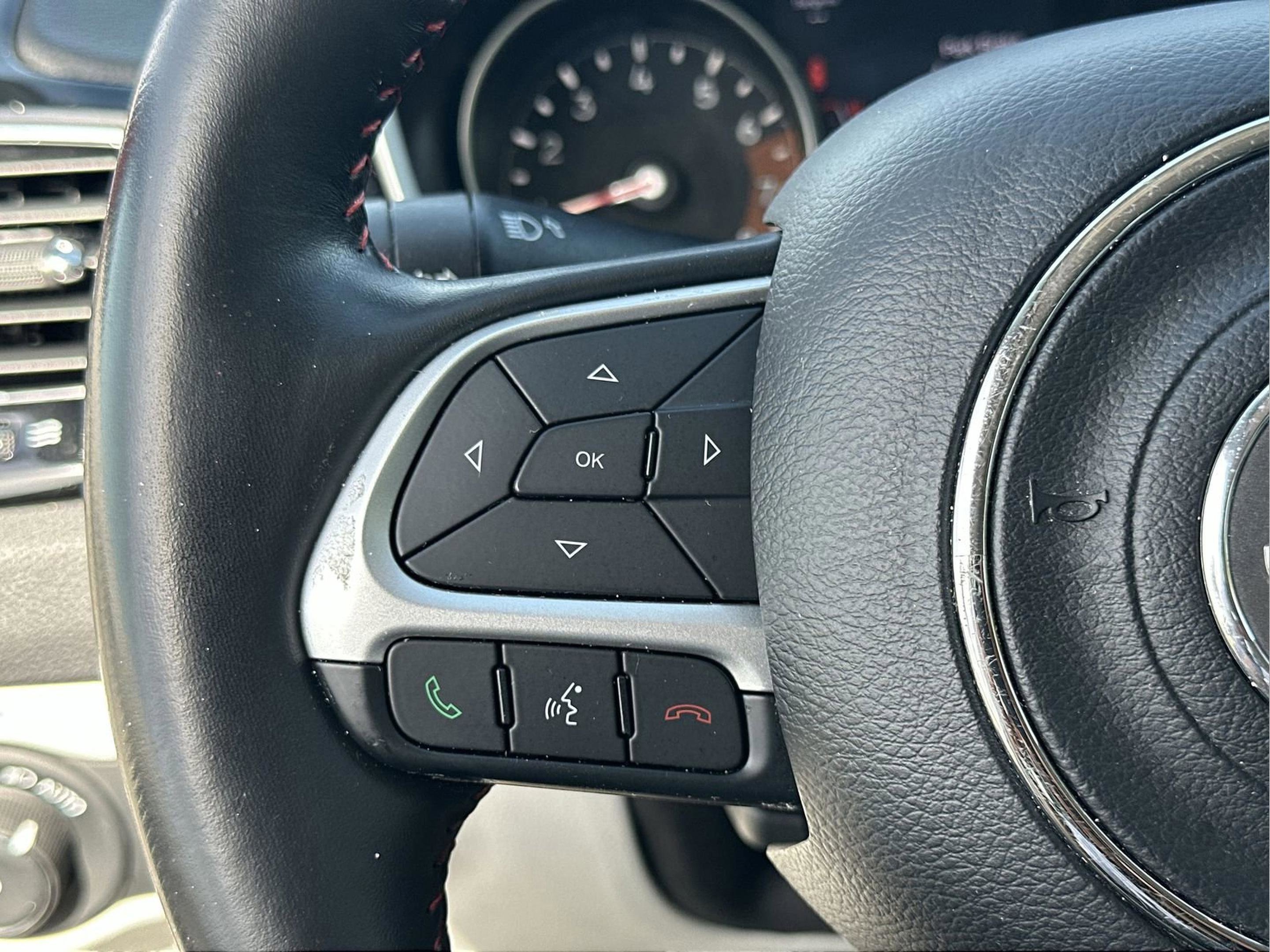 Used 2020 Jeep Compass Limited w/ Safety & Security Group image 24