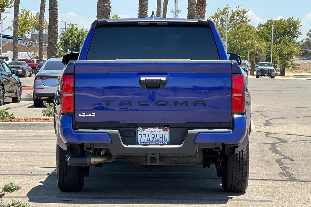 Certified 2025 Toyota Tacoma SR5 AWD/4WD image 6