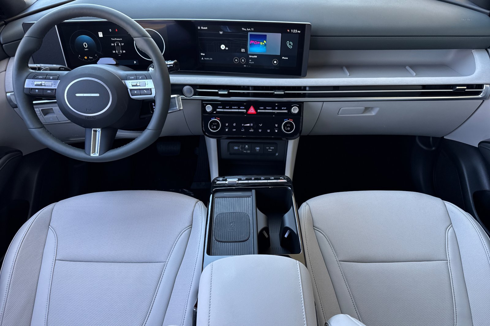 New 2026 Hyundai Tucson Limited AWD/4WD image 14