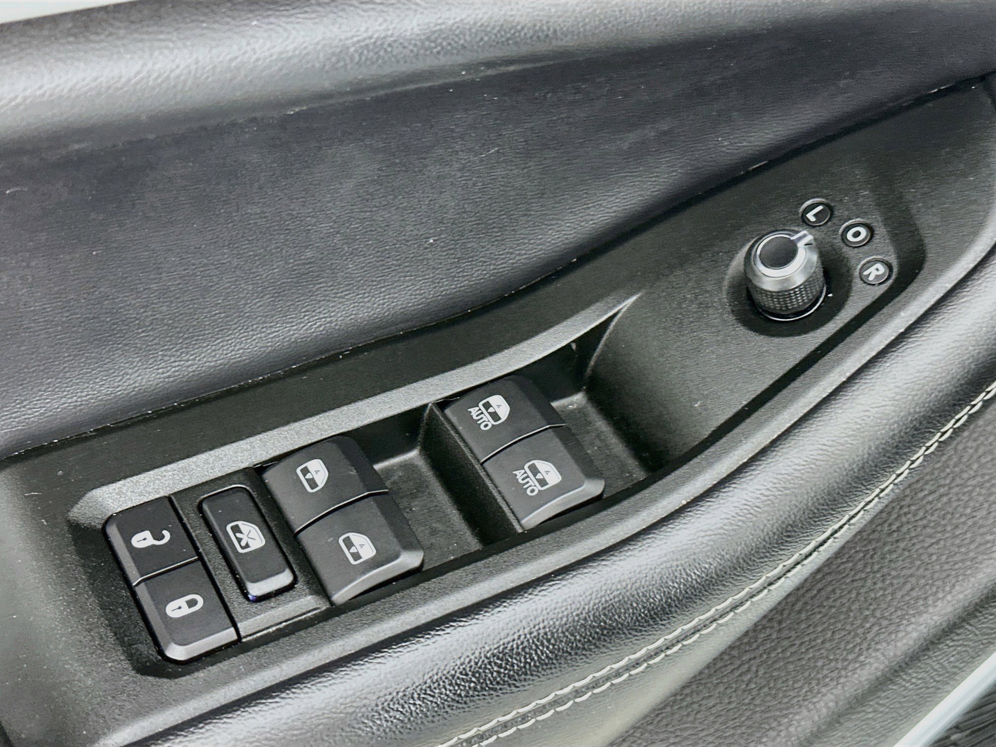 Used 2021 Jeep Grand Cherokee L Limited image 18