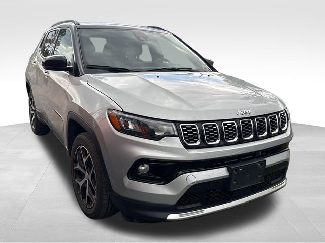 Used 2024 Jeep Compass Limited AWD/4WD image 2
