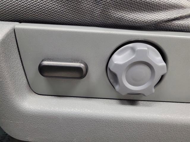 Used 2013 Ford F150 XLT w/ Luxury Equipment Group image 19