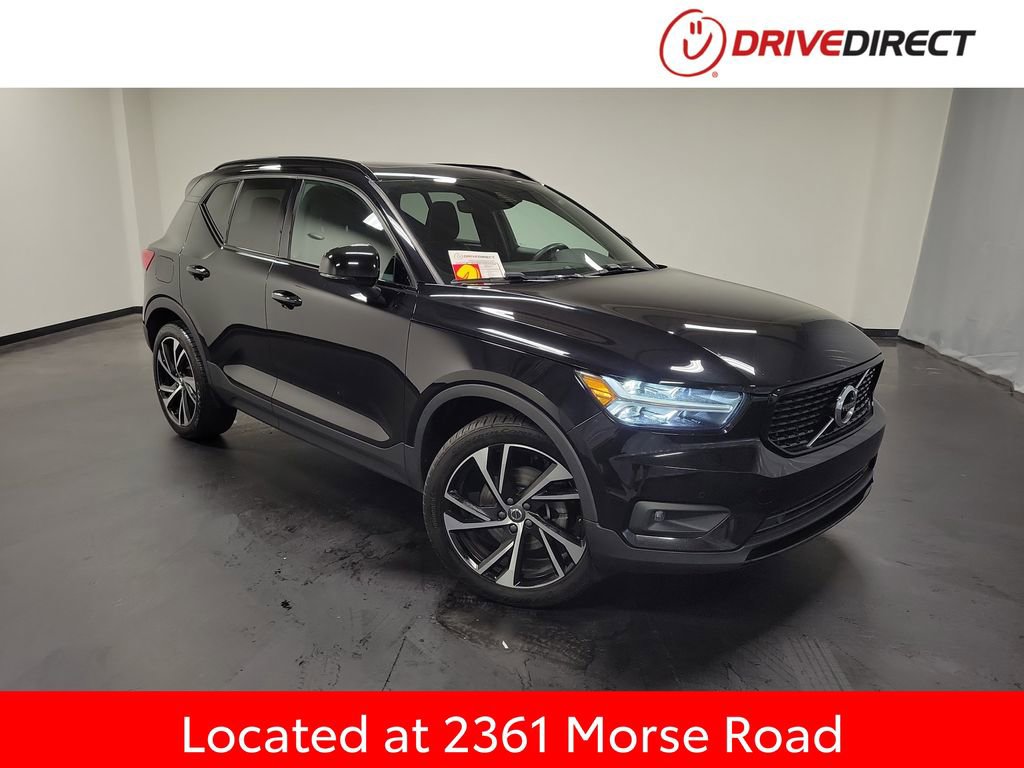 Used 2021 Volvo XC40 T5 R-Design w/ Climate Package