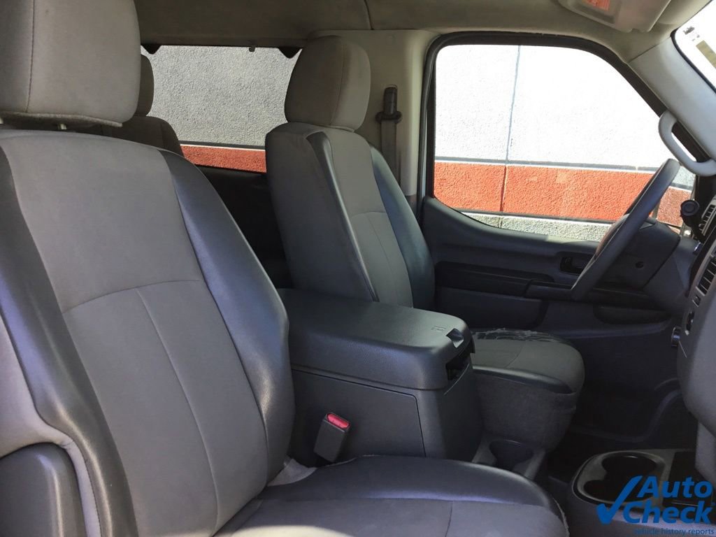 Used 2015 Nissan NV 3500 SV w/ Technology Package image 25