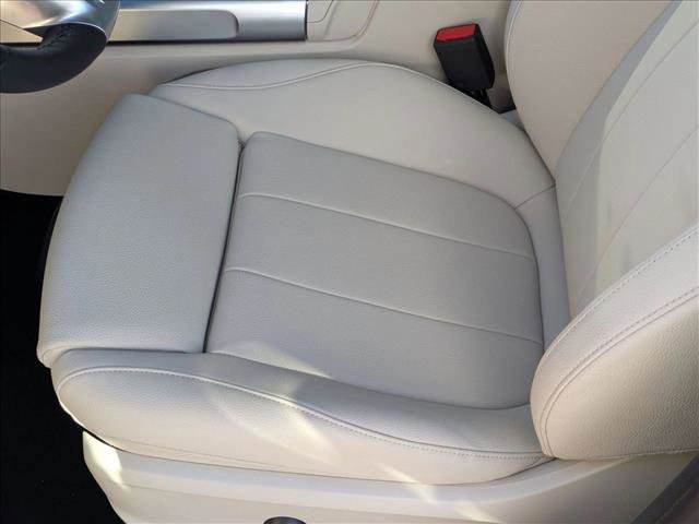 New 2026 Mercedes-Benz GLB 250 video 4