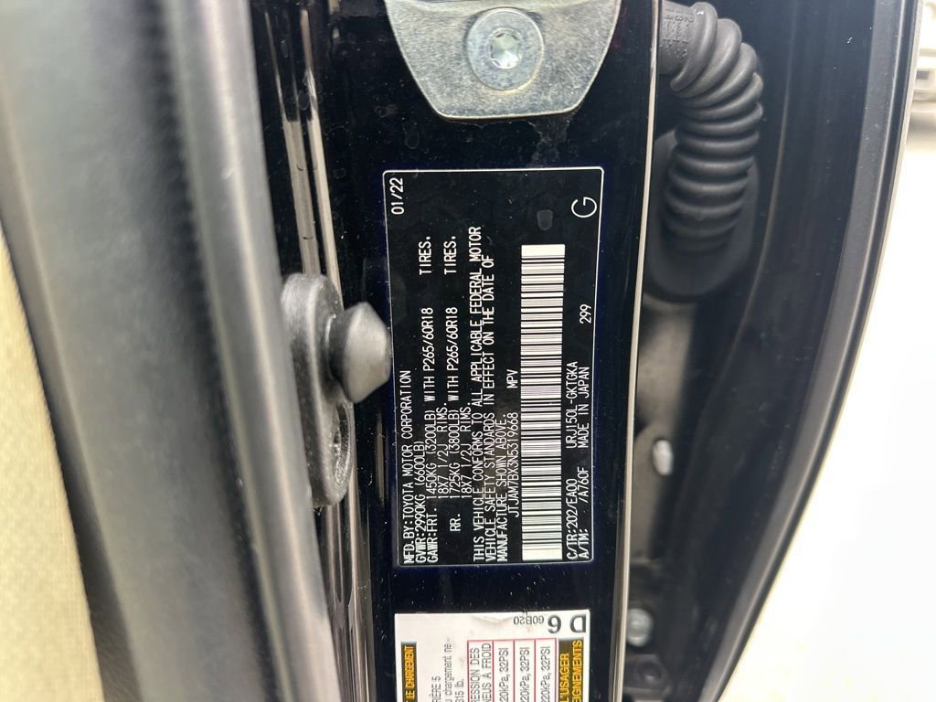 Used 2022 Lexus GX 460 Premium w/ Premium Plus Package image 38