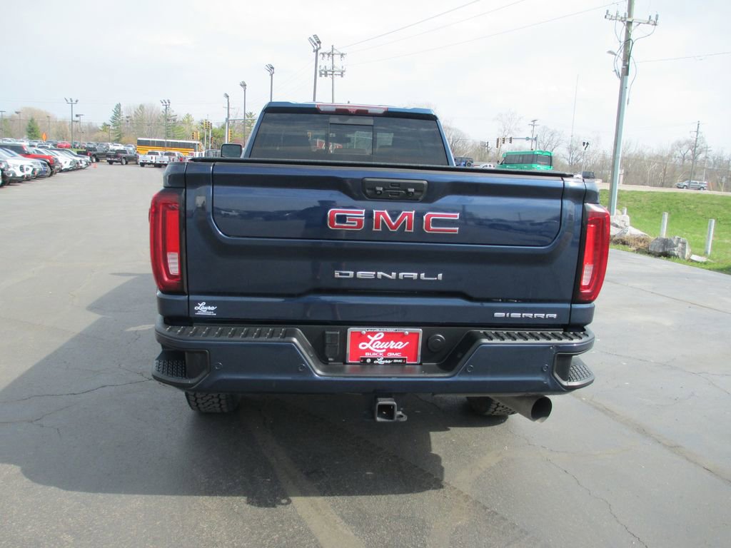 Used 2022 GMC Sierra 3500 Denali image 6