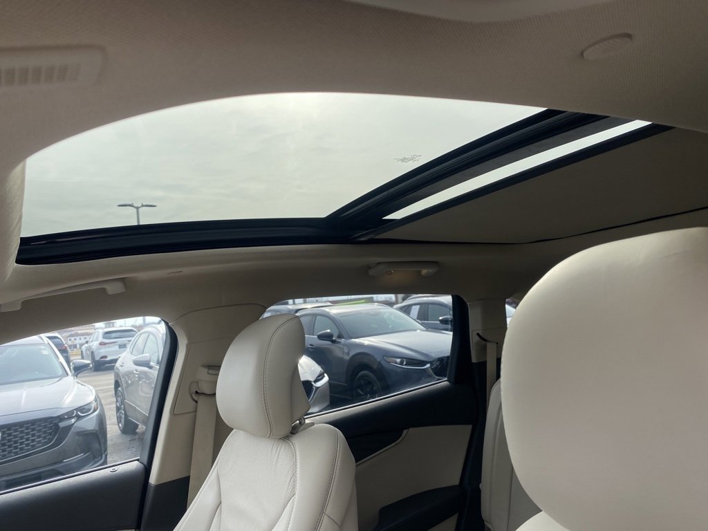 Used 2019 Lincoln Nautilus Reserve image 21