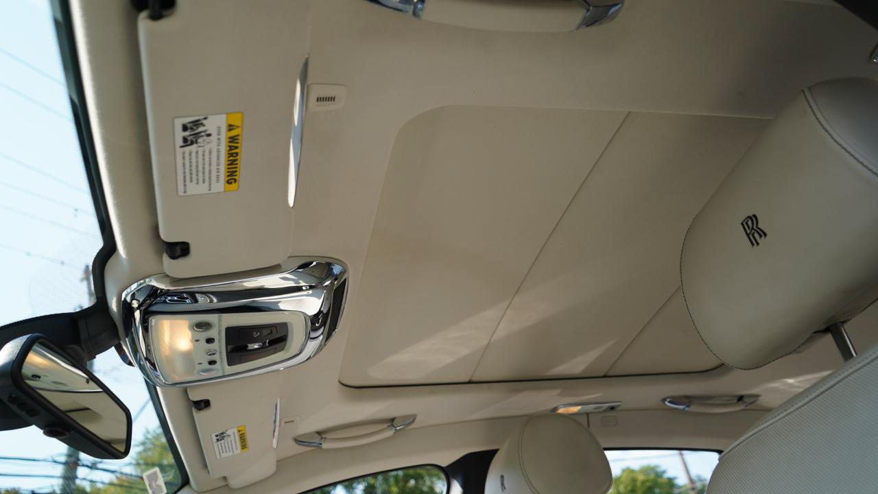 Used 2011 Rolls-Royce Ghost RWD image 91