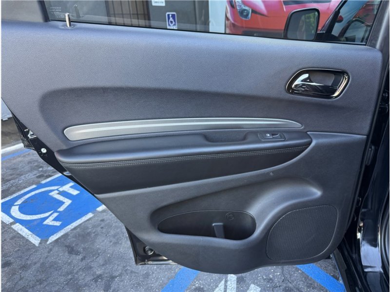 Used 2019 Dodge Durango GT image 22