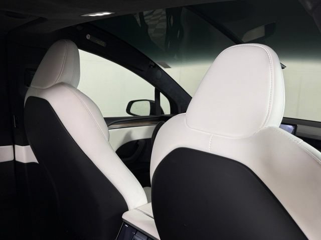 Used 2023 Tesla Model X AWD/4WD image 22