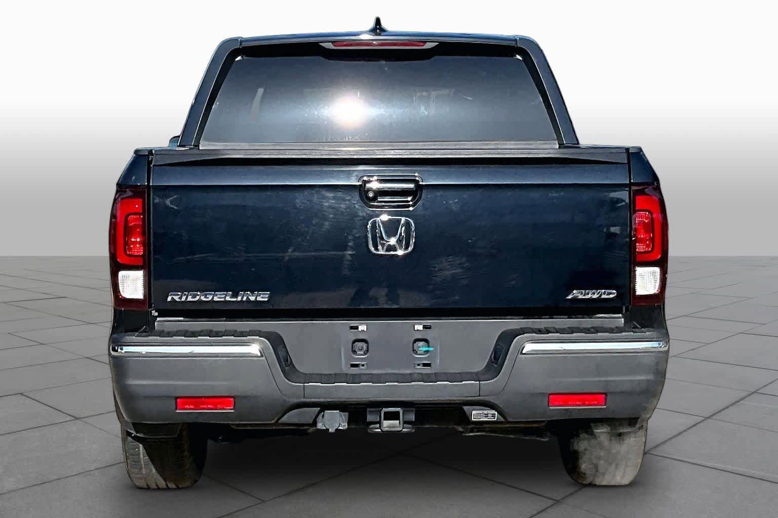 Used 2018 Honda Ridgeline Sport image 5