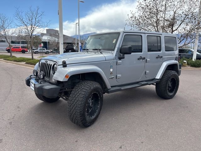 Used 2014 Jeep Wrangler Unlimited Sahara AWD/4WD image 3