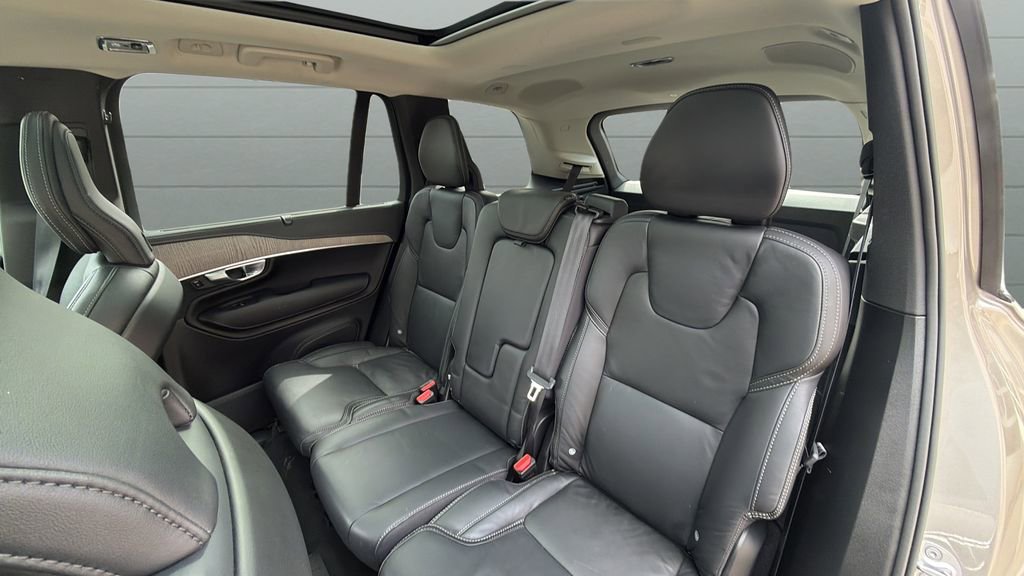 Used 2022 Volvo XC90 T6 Inscription w/ Advanced Package AWD/4WD image 29