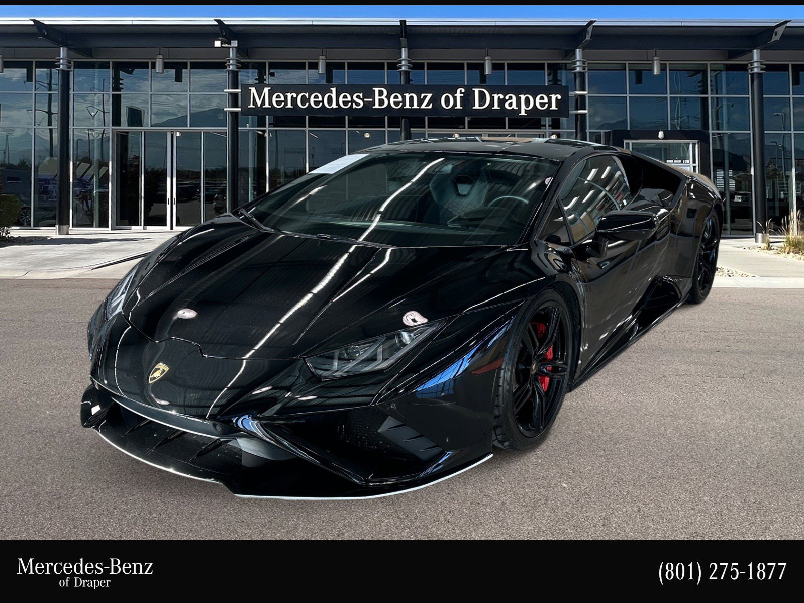 Used 2021 Lamborghini Huracan EVO image 1