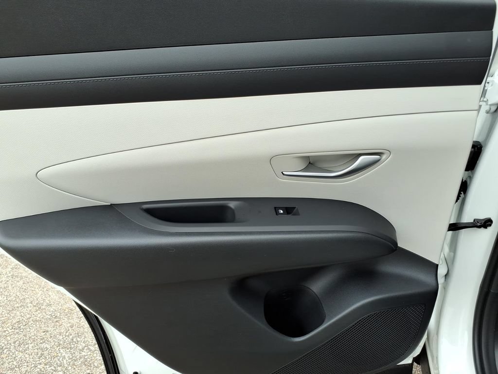 New 2026 Hyundai Tucson SEL Plus FWD image 9