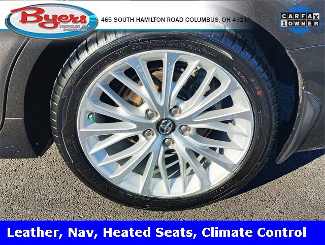 Used 2019 Toyota Camry XLE w/ Navigation Package image 6