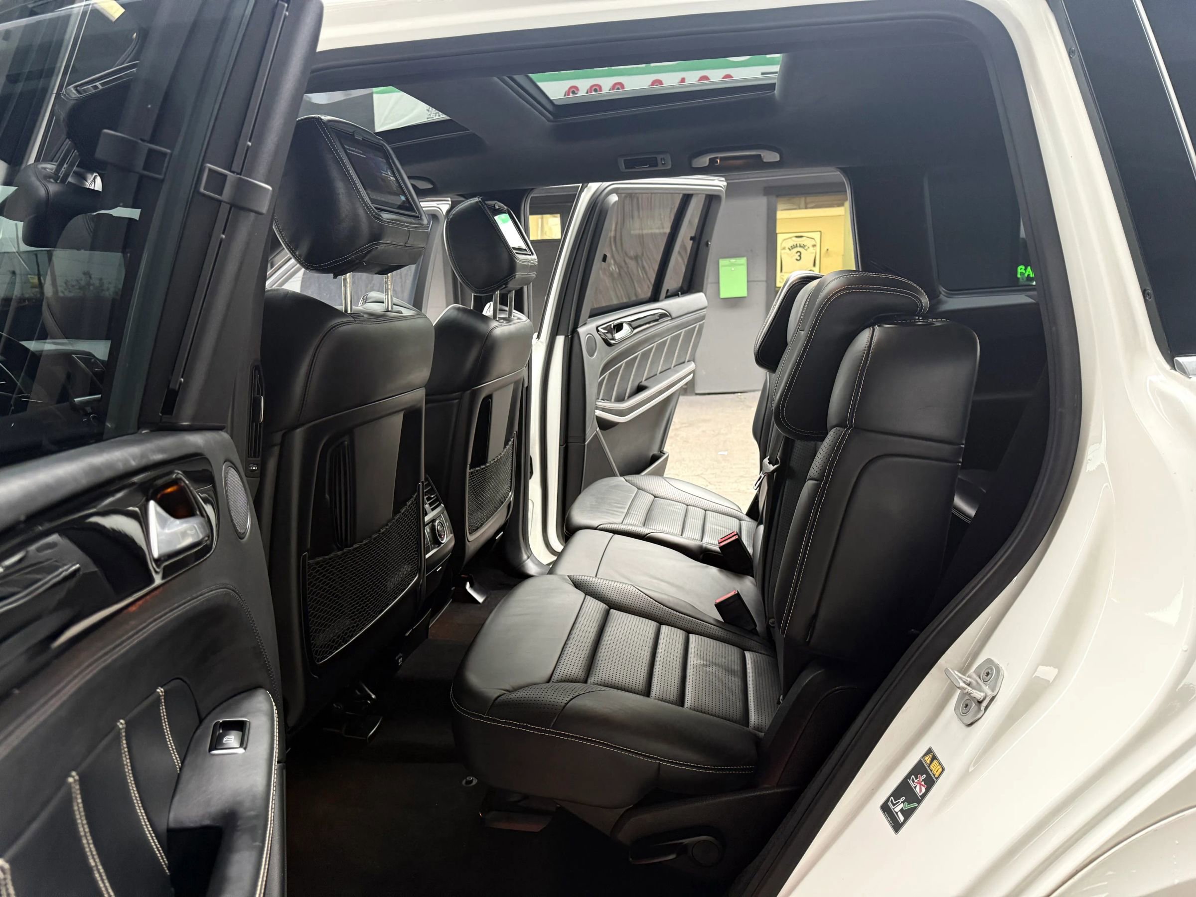Used 2016 Mercedes-Benz GL 63 AMG 4MATIC image 14