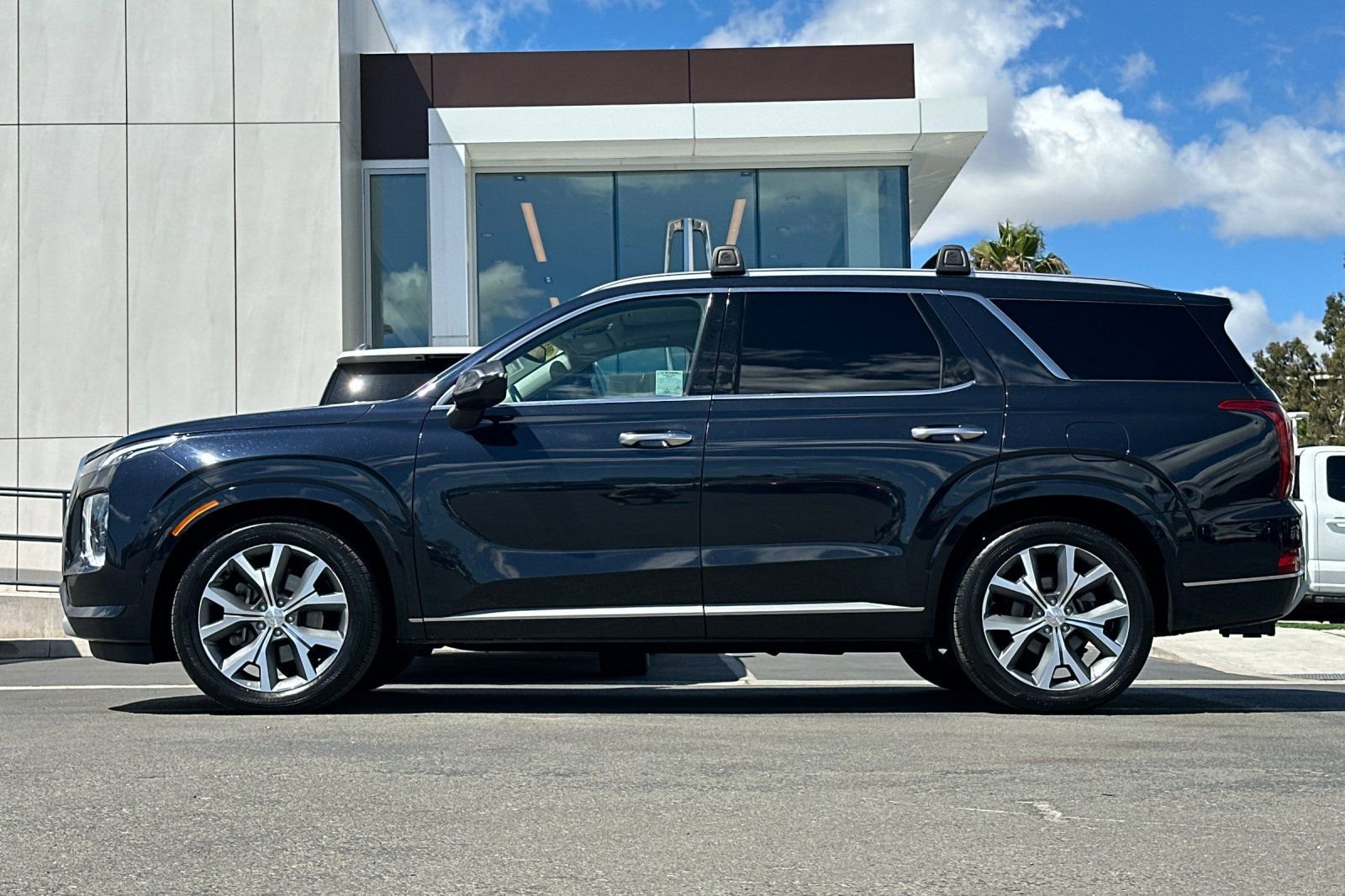 Used 2022 Hyundai Palisade Limited AWD/4WD image 6