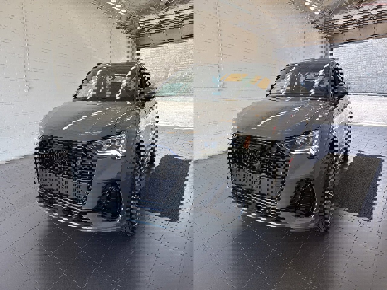 New 2025 Audi Q3 2.0T Premium image 3