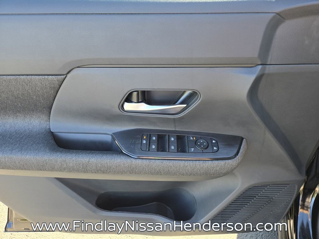 New 2026 Nissan Kicks SV w/ Cold Weather Package FWD image 10