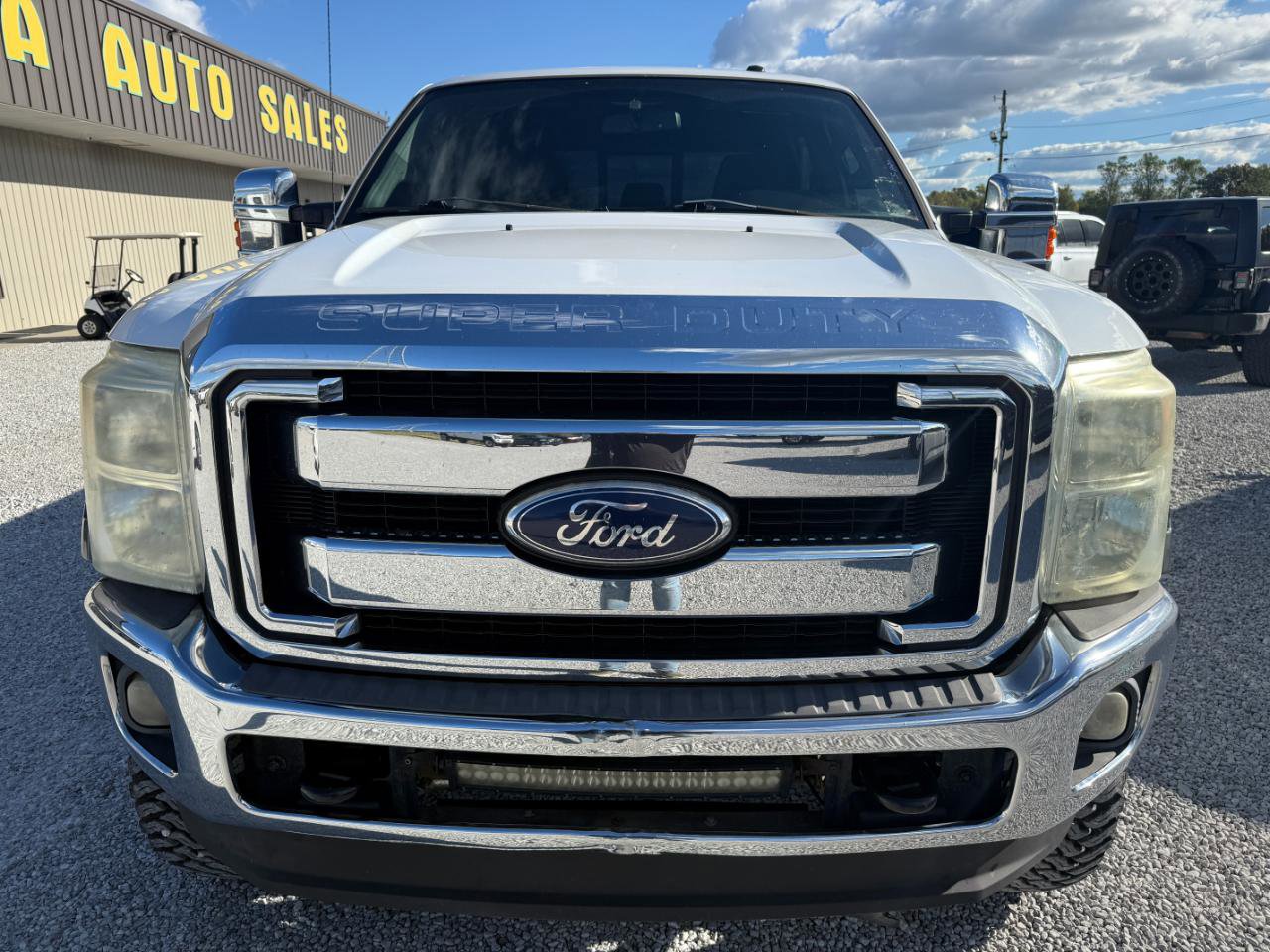 Used 2011 Ford F250 Lariat w/ Lariat Ultimate Pkg AWD/4WD image 2