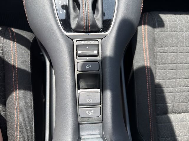 Certified 2025 Honda HR-V Sport image 35