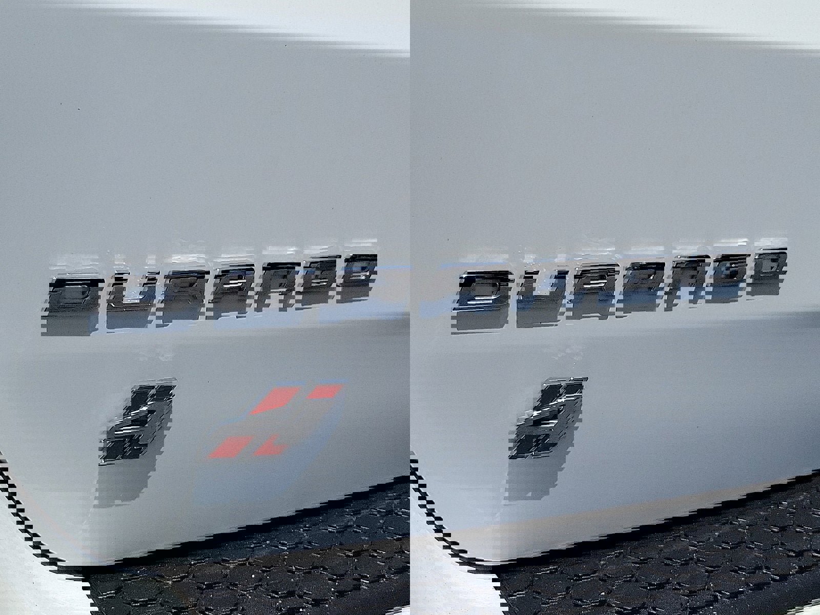 Used 2023 Dodge Durango SXT image 22