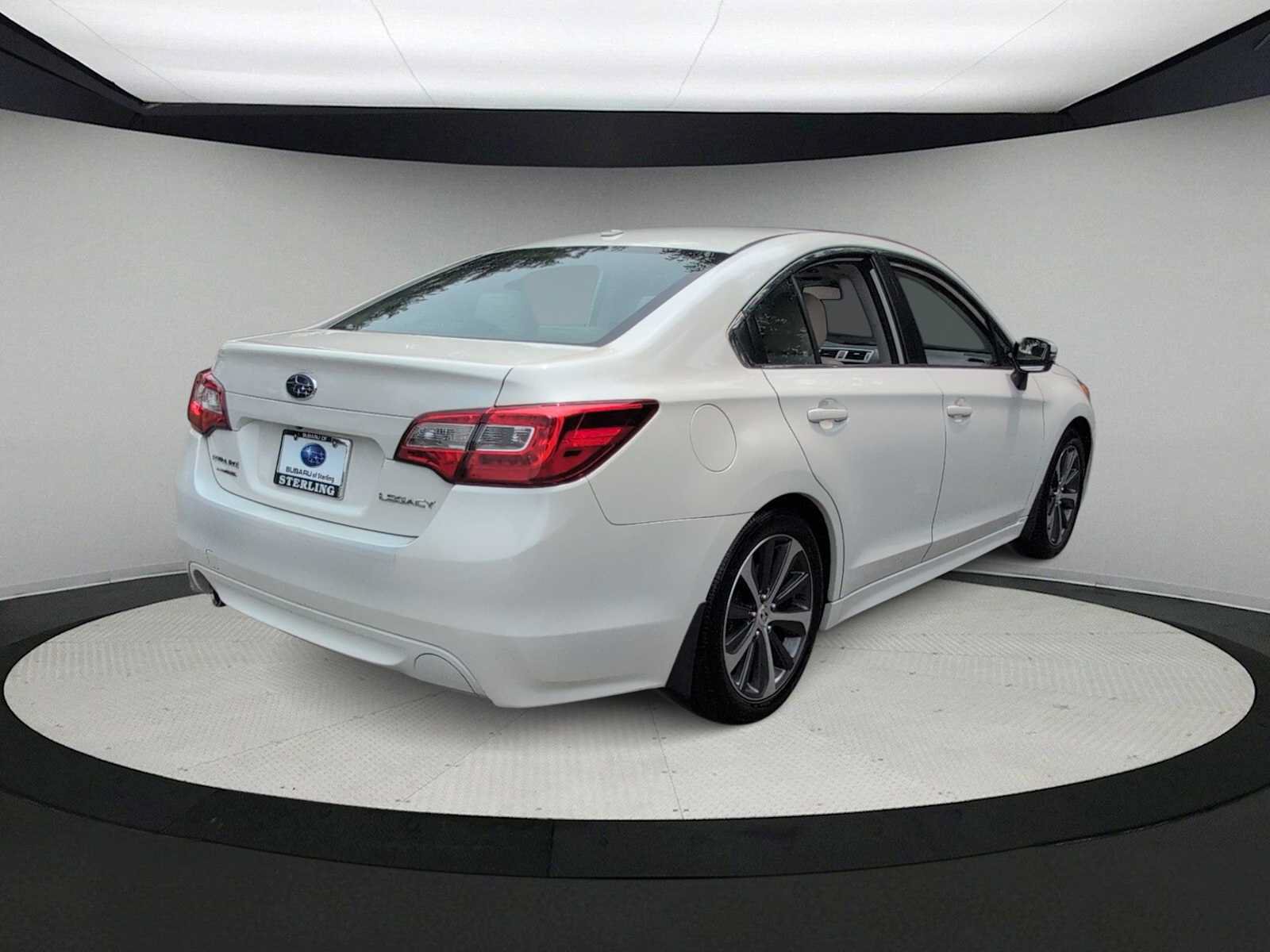 Used 2015 Subaru Legacy 2.5i Limited AWD/4WD image 8