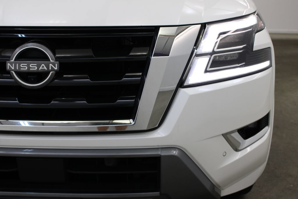 Used 2023 Nissan Armada SL RWD image 8