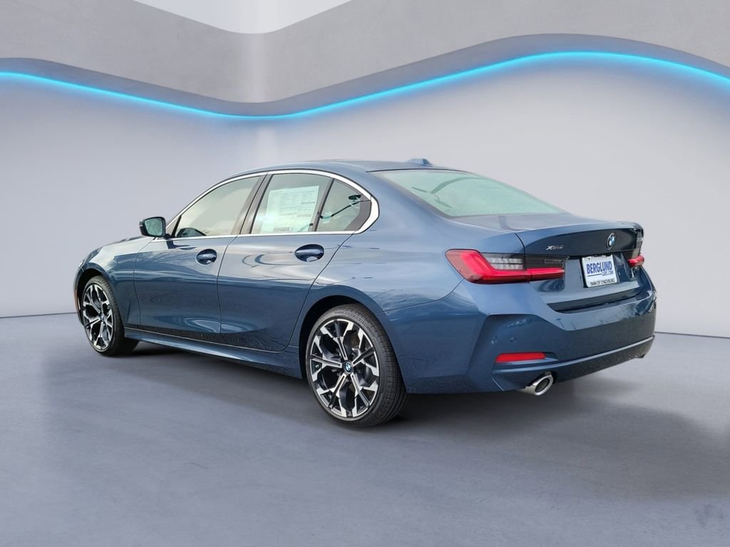New 2025 BMW 330i xDrive Sedan w/ Convenience Package image 4