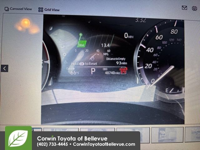 Used 2024 Toyota Highlander LE AWD/4WD image 12