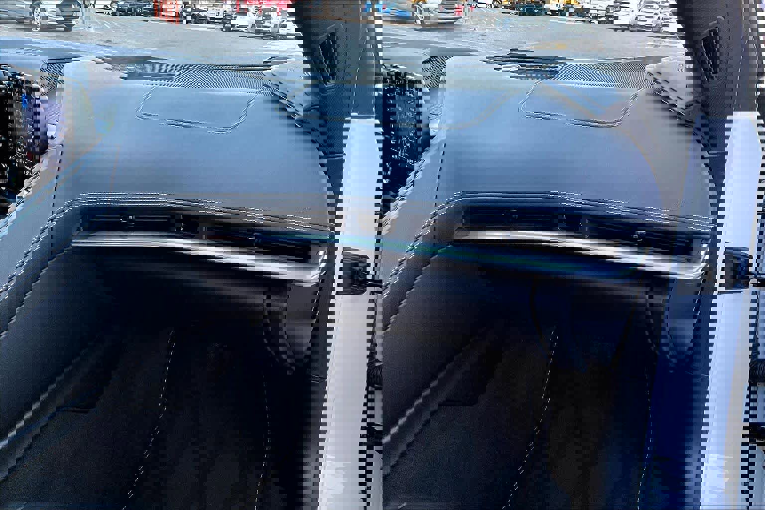 Used 2022 Chevrolet Corvette Stingray Coupe w/ Z51 Performance Package image 18