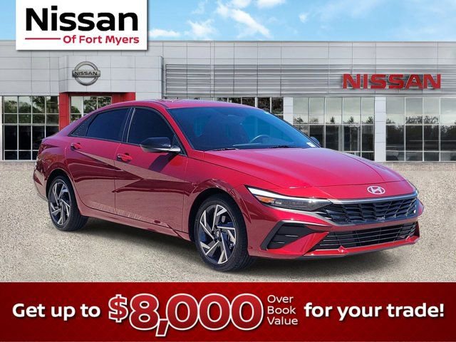 Used 2025 Hyundai Elantra Sport image 1