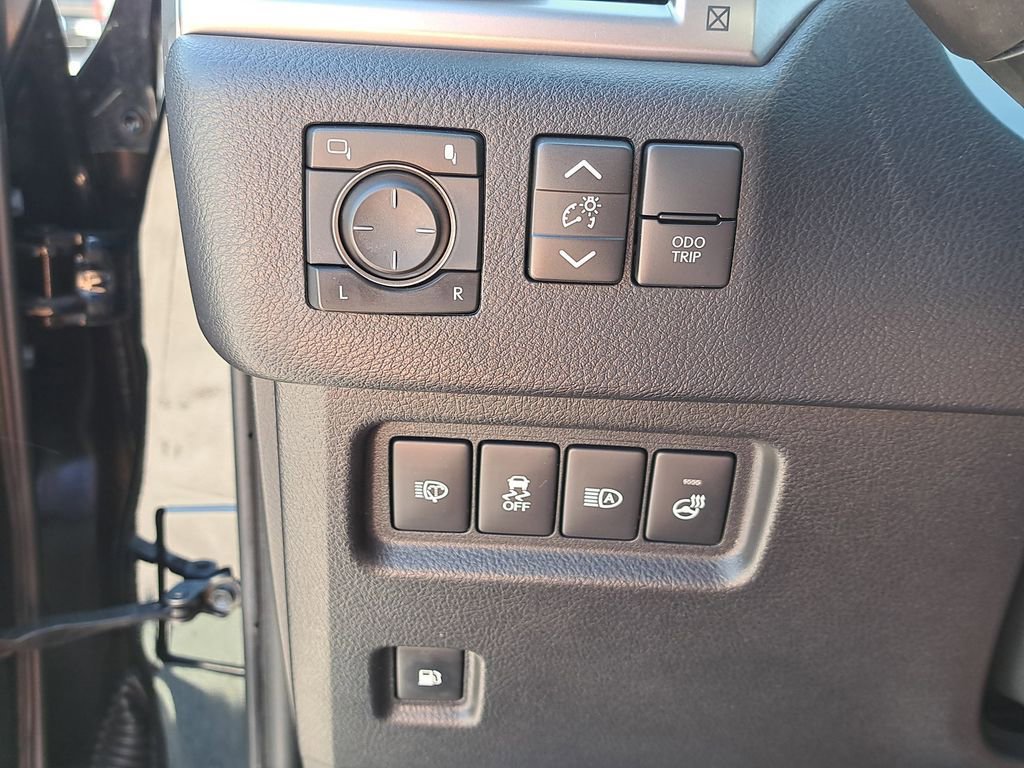Used 2022 Lexus GX 460 Premium w/ Premium Package AWD/4WD image 29