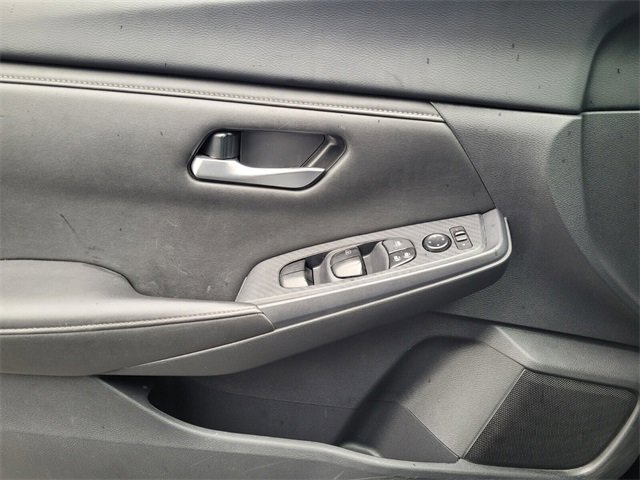 Used 2024 Nissan Sentra SV image 24