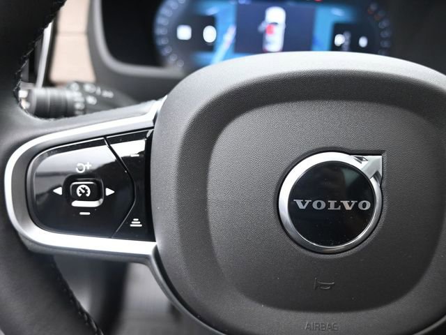 Used 2026 Volvo XC90 B6 Plus w/ Protection Package Premier image 15
