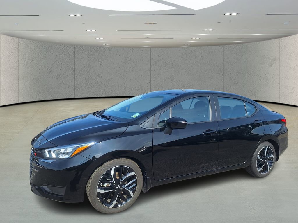 Used 2025 Nissan Versa SR w/ Trunk Package