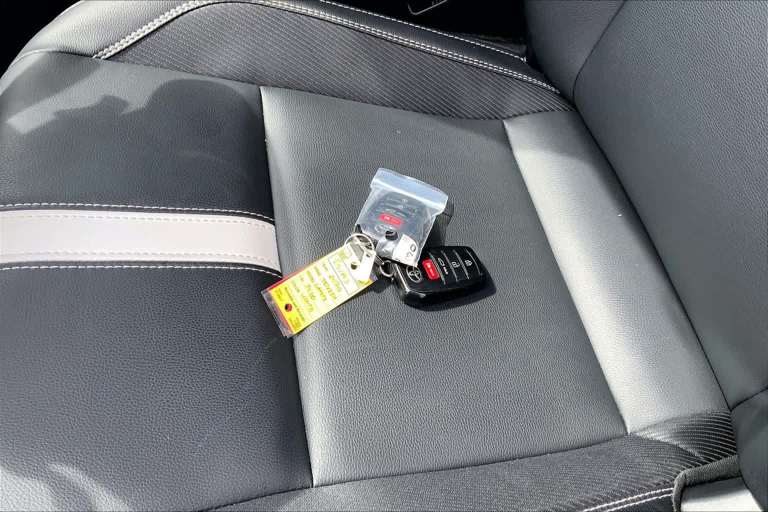 Certified 2025 Toyota Camry SE w/ Convenience Package FWD image 14