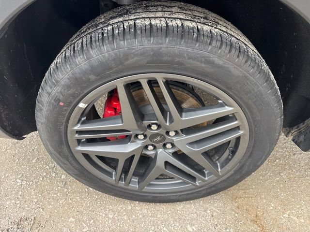 Used 2025 Ford Explorer ST-Line w/ ST-Line Street Pack AWD/4WD image 28