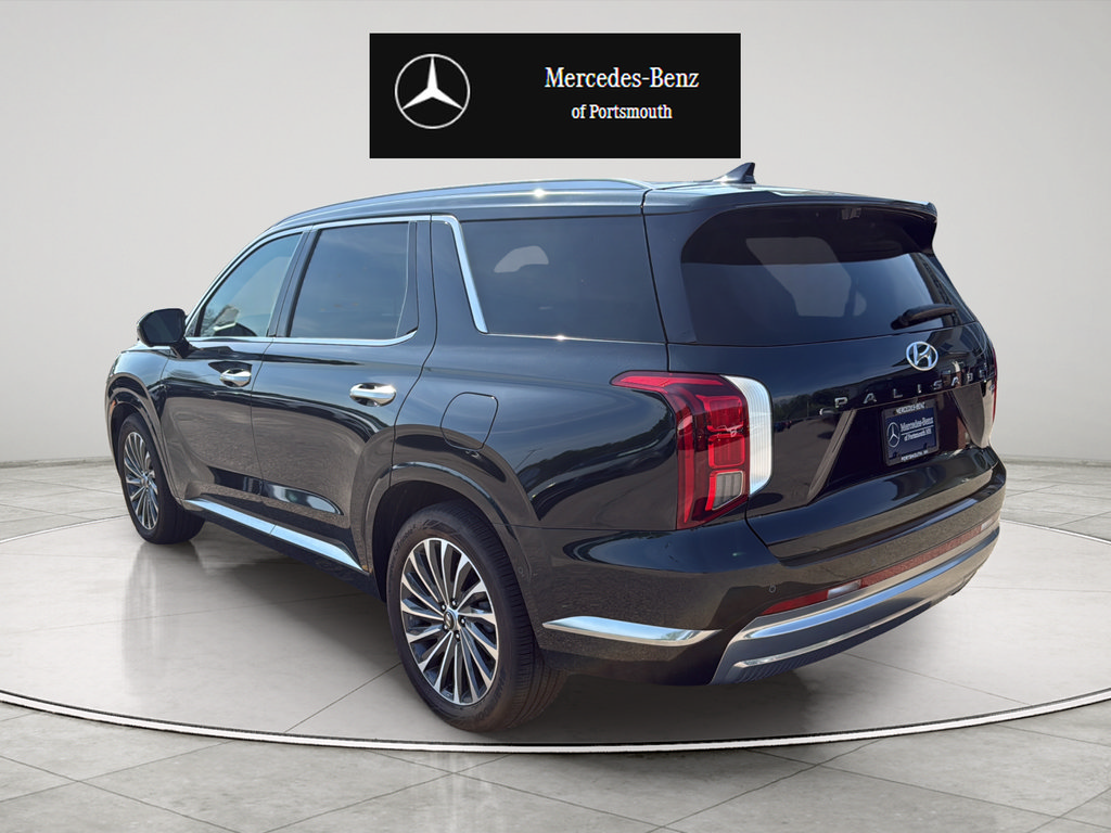 Used 2024 Hyundai Palisade Calligraphy AWD/4WD image 3