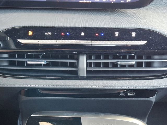 New 2025 Buick Enclave Sport Touring w/ Super Cruise Package image 32