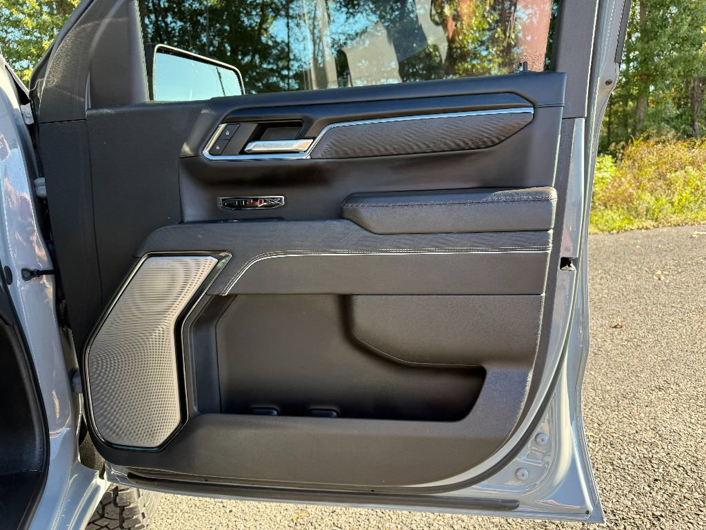 Used 2024 GMC Sierra 1500 AT4X image 34