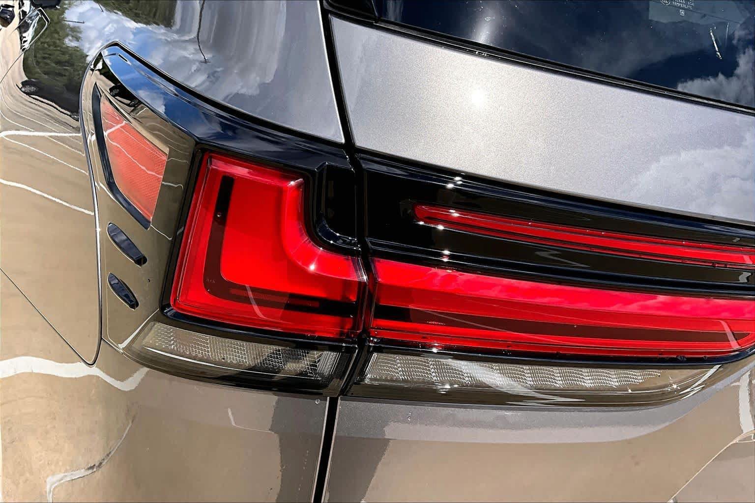 New 2026 Lexus LX 700h Luxury w/ Appearance Package AWD/4WD image 14