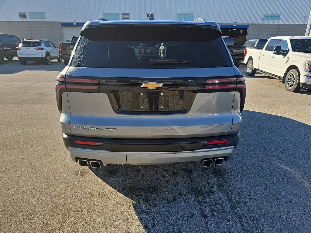 Used 2026 Chevrolet Traverse LT AWD/4WD image 5