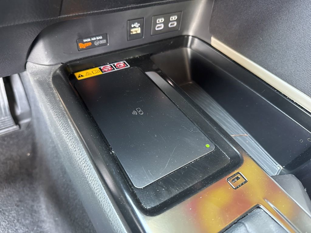 Used 2025 Toyota Camry LE FWD image 15