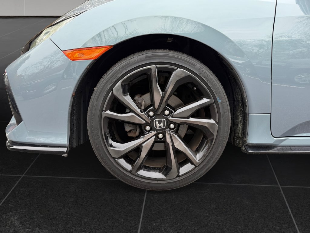 Used 2018 Honda Civic Sport image 10