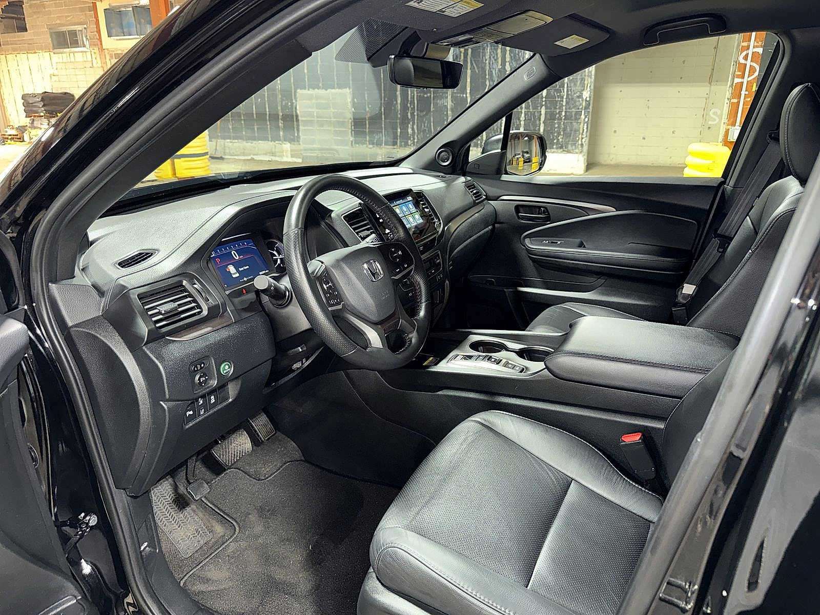 Used 2024 Honda Passport EX-L image 28