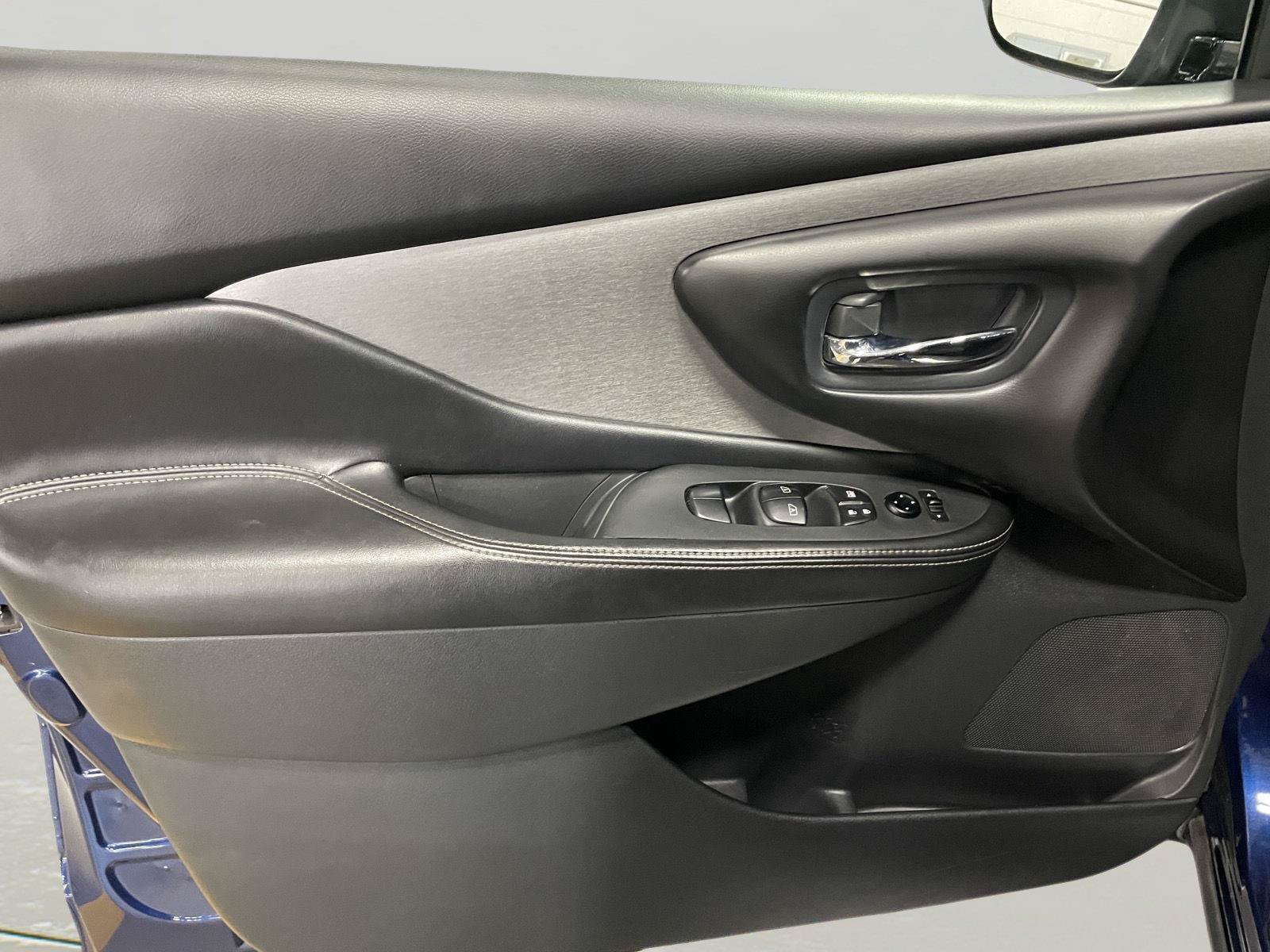 Used 2021 Nissan Murano S AWD/4WD image 26